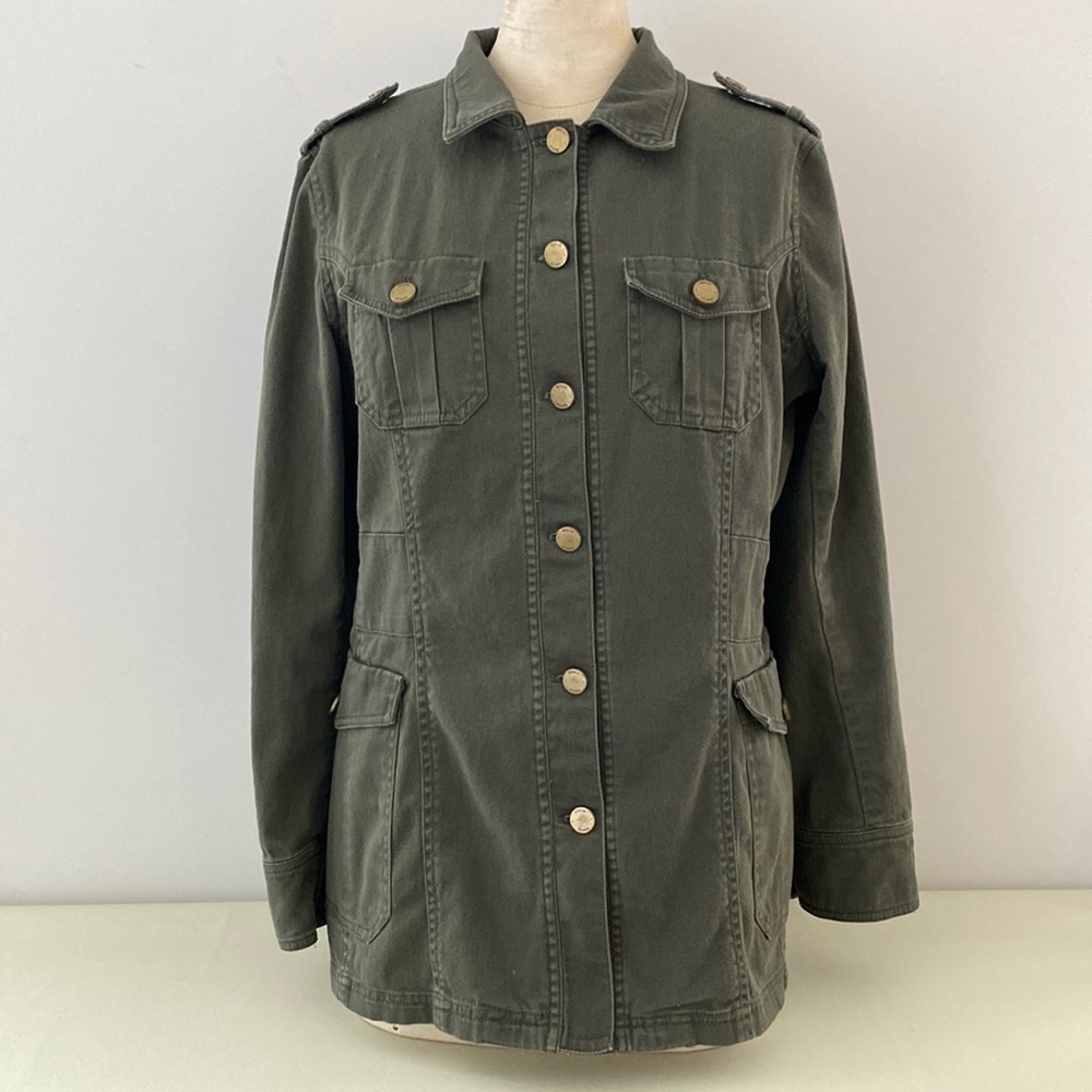 Bianca Nygard military style olive grren jacket. Chest 20”  Length 27.5” Unlined